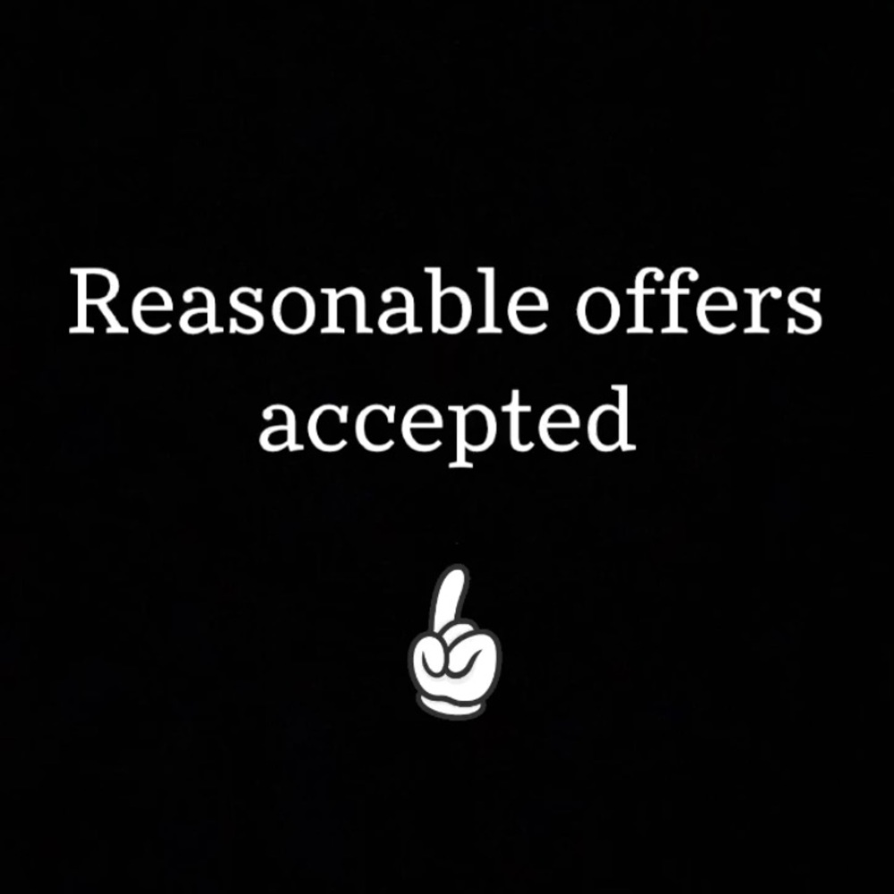 ✨Accepting offers✨